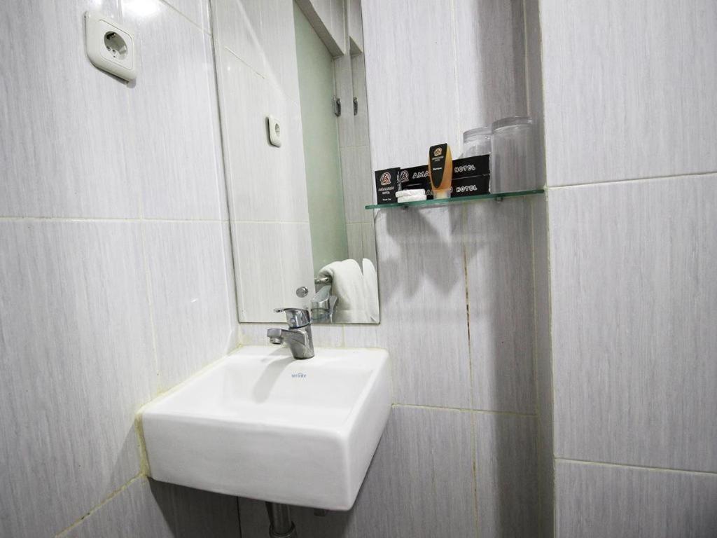 Amaliun Hotel Medan Zewnętrze zdjęcie