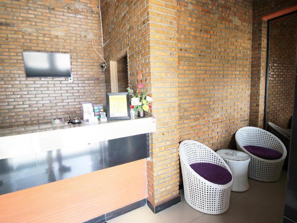 Amaliun Hotel Medan Zewnętrze zdjęcie